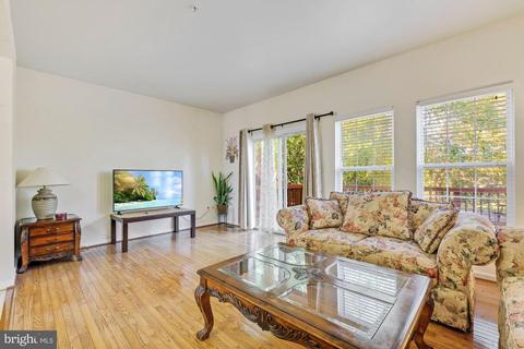 1825 Free Ter, Frederick, MD 21702 photo 7