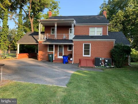 631 Wilson Pl, Frederick, MD 21702 photo 4