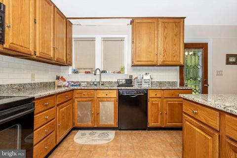 631 Wilson Pl, Frederick, MD 21702 photo 8