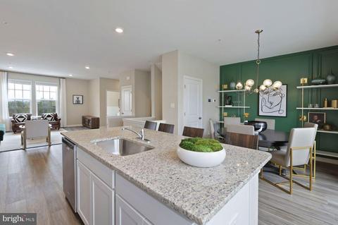 1990 Fauna Dr, Frederick, MD 21702 photo 8