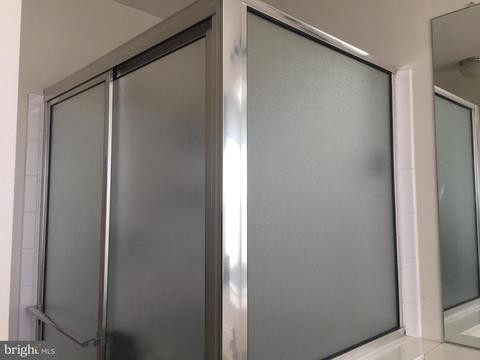 2491 Lakeside Dr, Frederick, MD 21702 photo 6