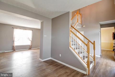 5011 Saint Simon Ct, Frederick, MD 21703 photo 6