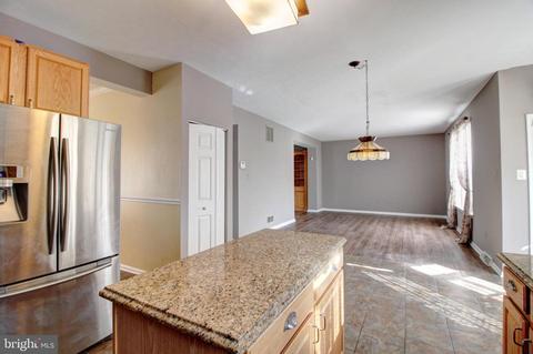 5011 Saint Simon Ct, Frederick, MD 21703 photo 15