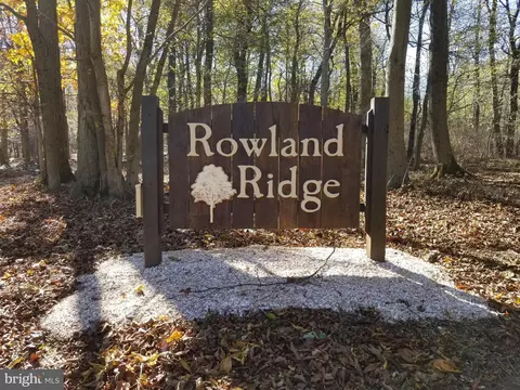 66 Mountaintop Rd, Cascade, MD 21719