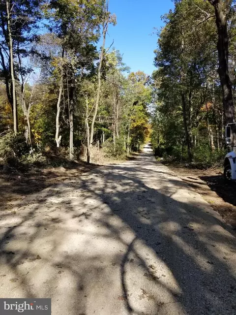 69 Mountaintop Rd, Cascade, MD 21719 photo 4