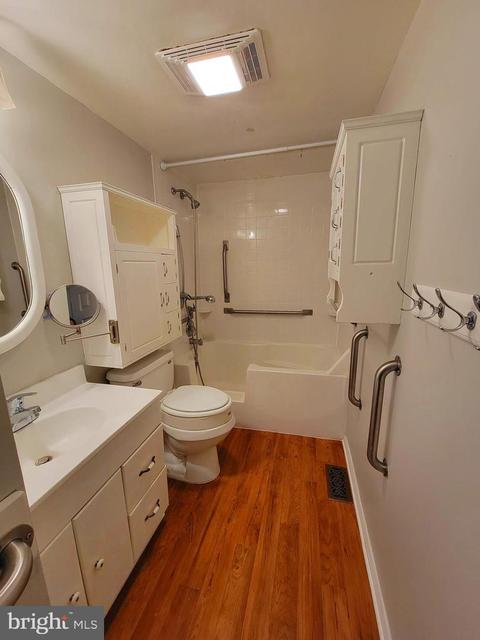 1826 Millstream Dr, Frederick, MD 21702 photo 10