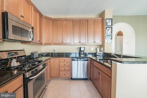 1788 B Poolside Way #21-B, Frederick, MD 21701 photo 8