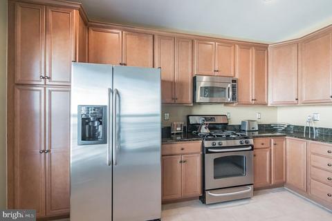 1788 B Poolside Way #21-B, Frederick, MD 21701 photo 9