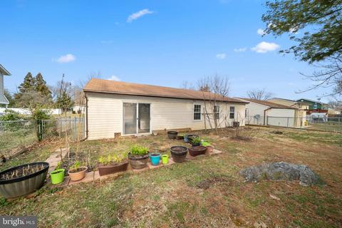 412 Center St # a, Frederick, MD 21701 photo 5
