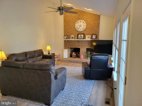 6424 Spring Forest Rd, Frederick, MD 21701 photo 10