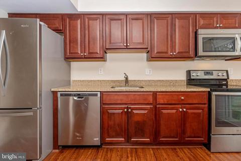 578 Cotswold Ct, Frederick, MD 21703 photo 7