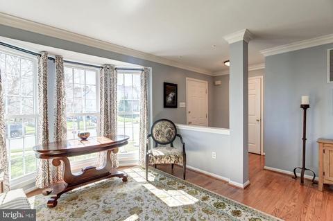 620 Angelwing Ln, Frederick, MD 21703 photo 2