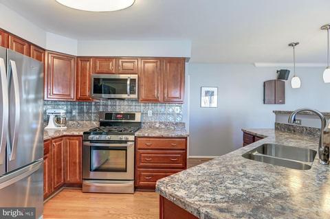 620 Angelwing Ln, Frederick, MD 21703 photo 10