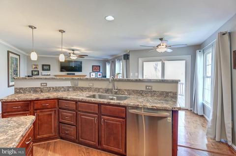 620 Angelwing Ln, Frederick, MD 21703 photo 11
