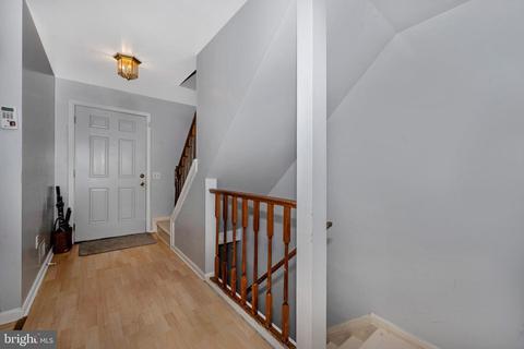 1826 Hammond Ct, Frederick, MD 21702 photo 3