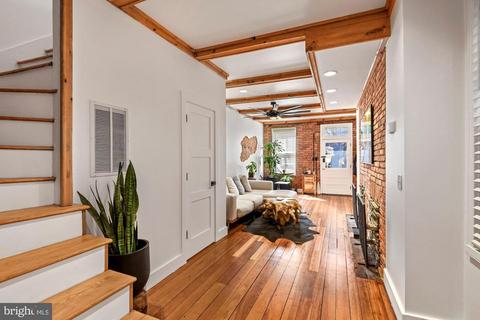 21 E South St, Frederick, MD 21701 photo 10