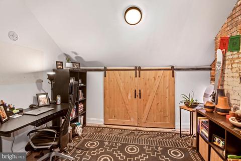 21 E South St, Frederick, MD 21701 photo 29