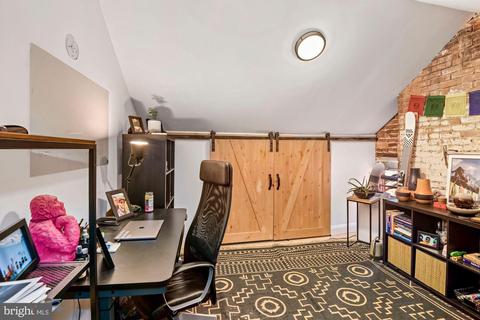 21 E South St, Frederick, MD 21701 photo 28