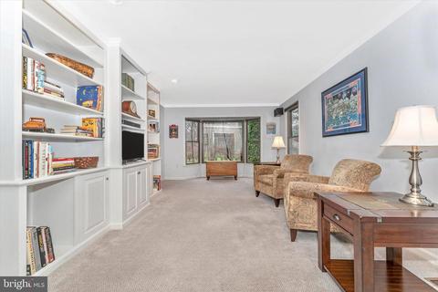 7326 Parkview Dr, Frederick, MD 21702 photo 4