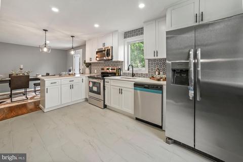 6923 Edgemont Rd, Frederick, MD 21702 photo 1