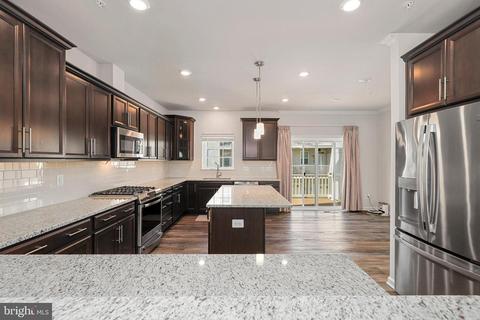 7132 Mchenry Mews, Frederick, MD 21703 photo 8