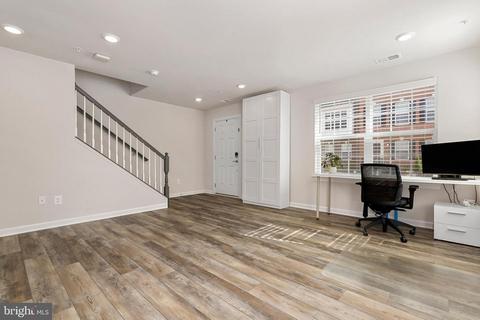 7132 Mchenry Mews, Frederick, MD 21703 photo 4
