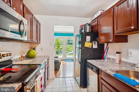 15 Vienna Ct, Frederick, MD 21702 photo 8