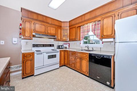 806 Pine Ave, Frederick, MD 21701 photo 12