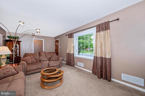 806 Pine Ave, Frederick, MD 21701 photo 7