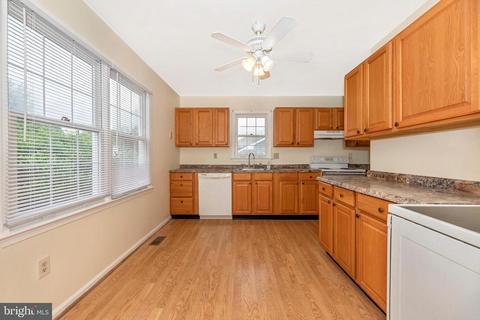 228 Thames Dr, Frederick, MD 21702 photo 30