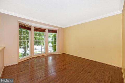 615 Angelwing Ln, Frederick, MD 21703 photo 4