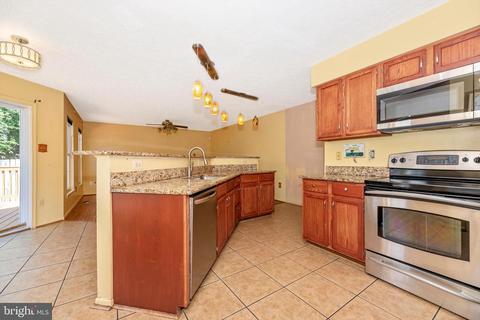 615 Angelwing Ln, Frederick, MD 21703 photo 10
