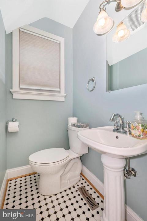 406 W 2nd St, Frederick, MD 21701 photo 31