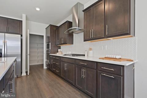 528 Carroll Walk Ave, Frederick, MD 21701 photo 11