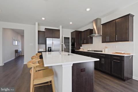 528 Carroll Walk Ave, Frederick, MD 21701 photo 10