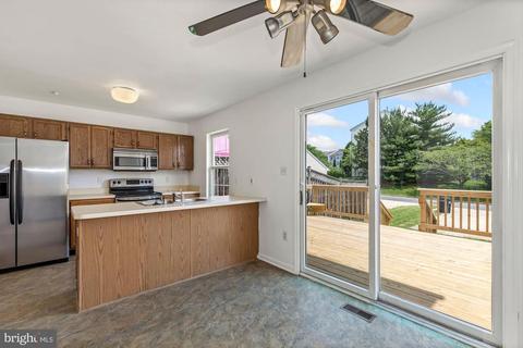 2208 Wetherburne Way, Frederick, MD 21702 photo 11