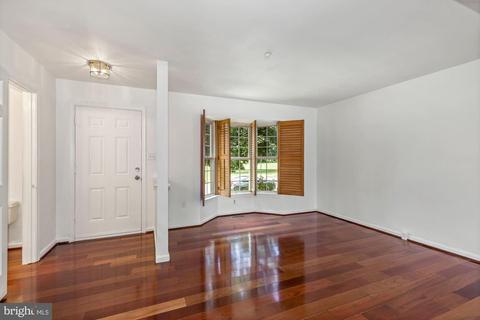 2208 Wetherburne Way, Frederick, MD 21702 photo 5