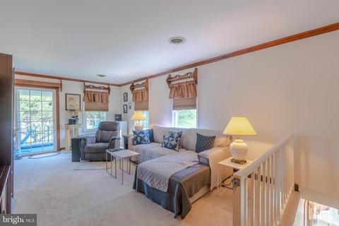 5801 Box Elder Ct #310, Frederick, MD 21703 photo 2