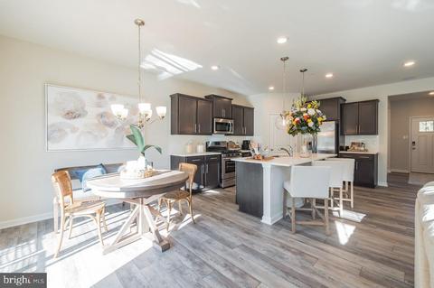 526 Carroll Walk Ave, Frederick, MD 21701 photo 8