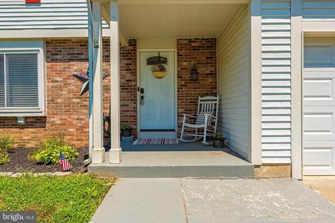 1851 Millstream Dr, Frederick, MD 21702 photo 2