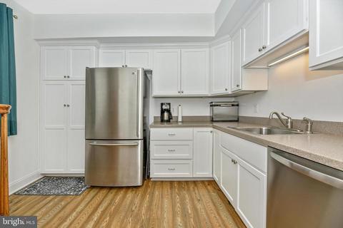 306 E 3rd St # a, Frederick, MD 21701 photo 12