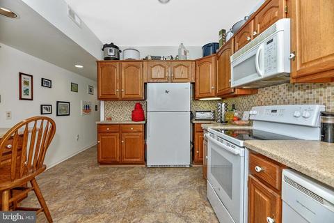 306 E 3rd St # a, Frederick, MD 21701 photo 28
