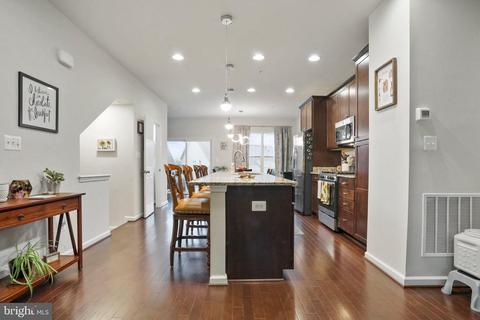 5970 Whelan Ln, Frederick, MD 21703 photo 2