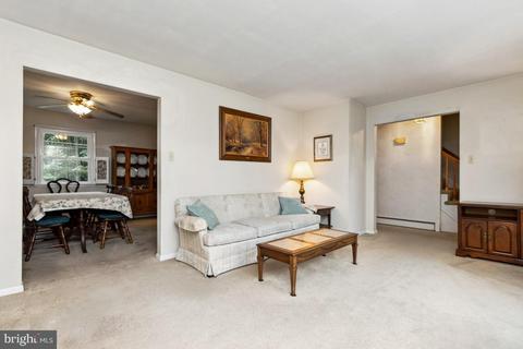 7406 Skyline Dr, Frederick, MD 21702 photo 3