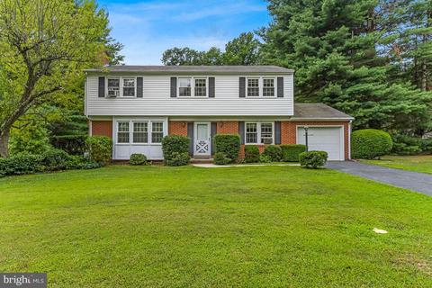 7406 Skyline Dr, Frederick, MD 21702 photo 1