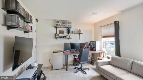6010 Forum Sq, Frederick, MD 21703 photo 4