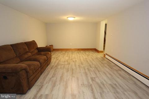 6782 Sunnybrook Dr, Frederick, MD 21702 photo 38