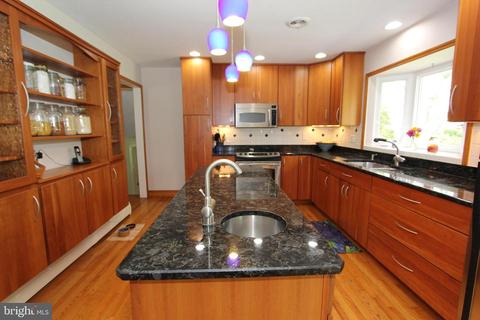 6782 Sunnybrook Dr, Frederick, MD 21702 photo 8
