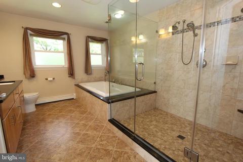 6782 Sunnybrook Dr, Frederick, MD 21702 photo 24