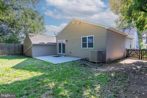 419 Lee Pl, Frederick, MD 21702 photo 4